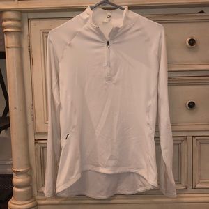 atletic style quarter-zip shirt